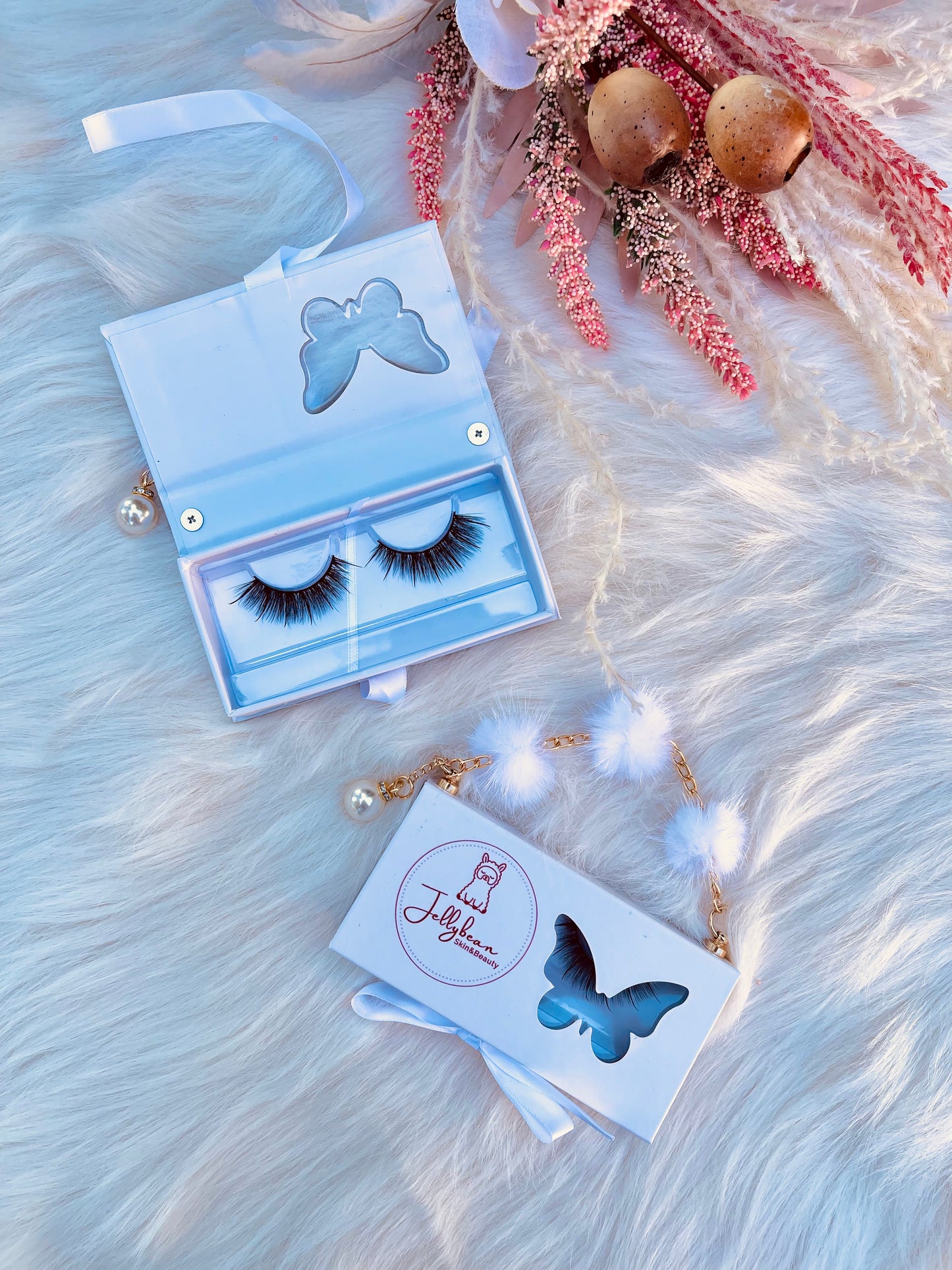Jellybean Eyelashes Charm