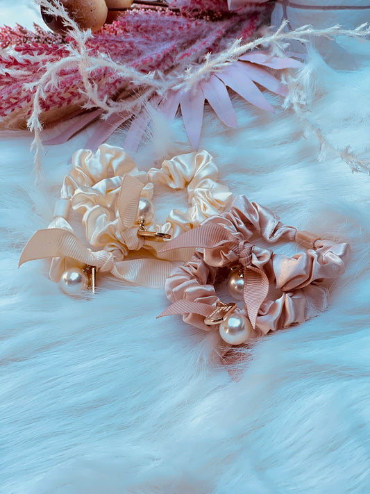 Korean Satin Pearl Scrunchie Set (2pcs)